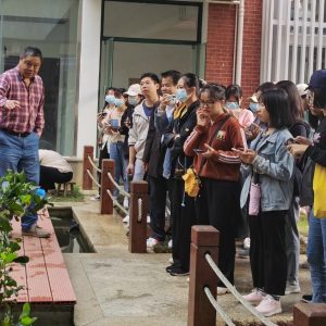 广西民族师范学院历史文化与旅游学院地理科学专业师生来访